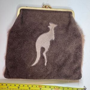 Vintage kangaroo fur coin purse with a kiss-lock closure, no chain